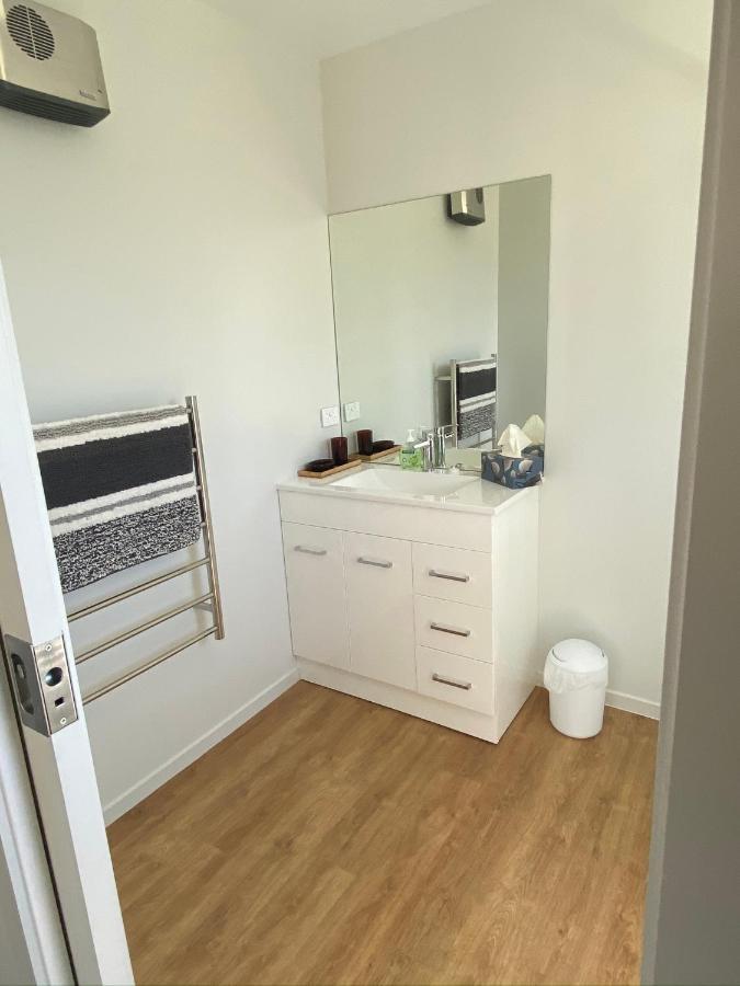 Central Retreat And Self Contained With Free Wifi Cromwell Exterior foto